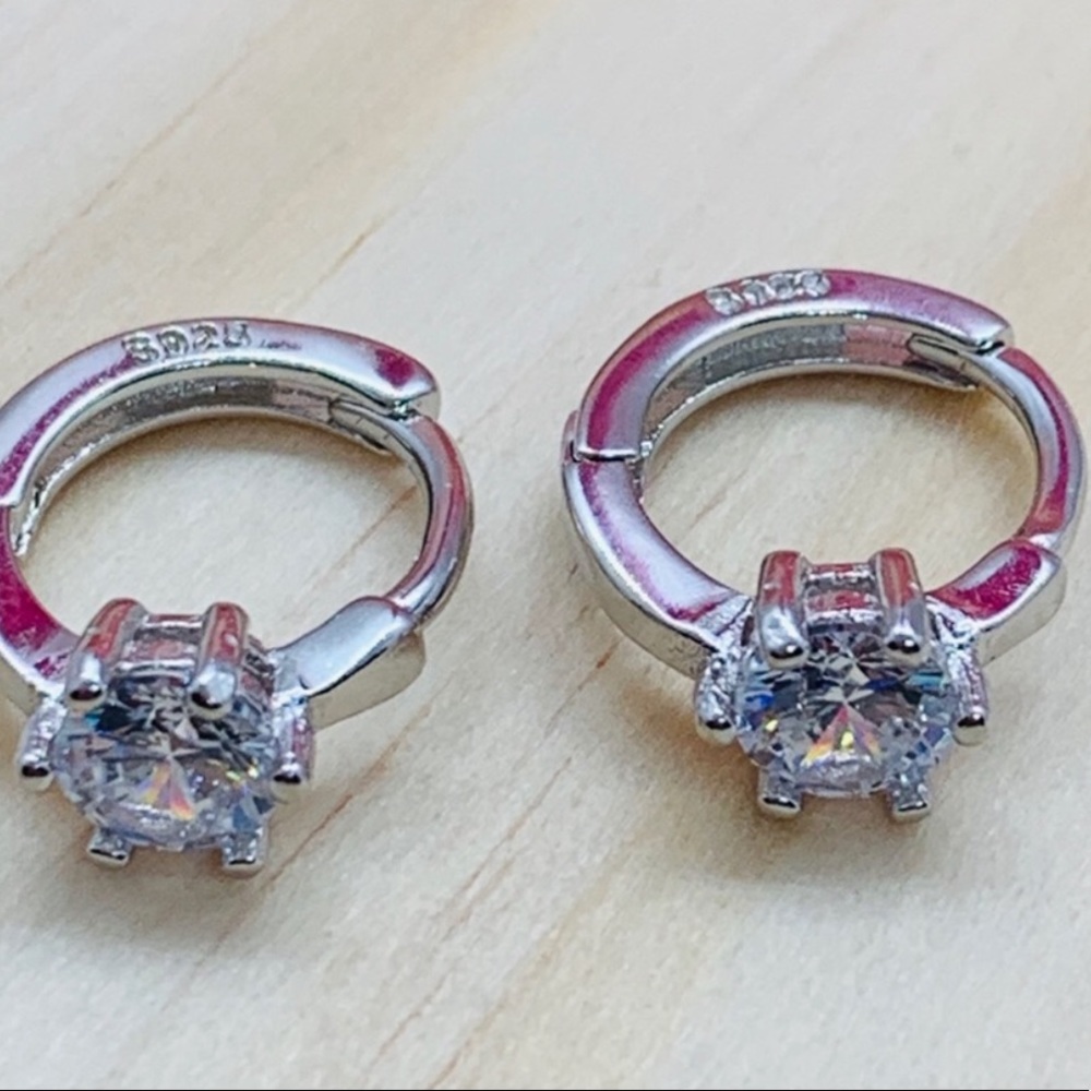 🌟 Sterling Silver 925 CZ Huggins Hoop Earrings - Picture 2 of 4
